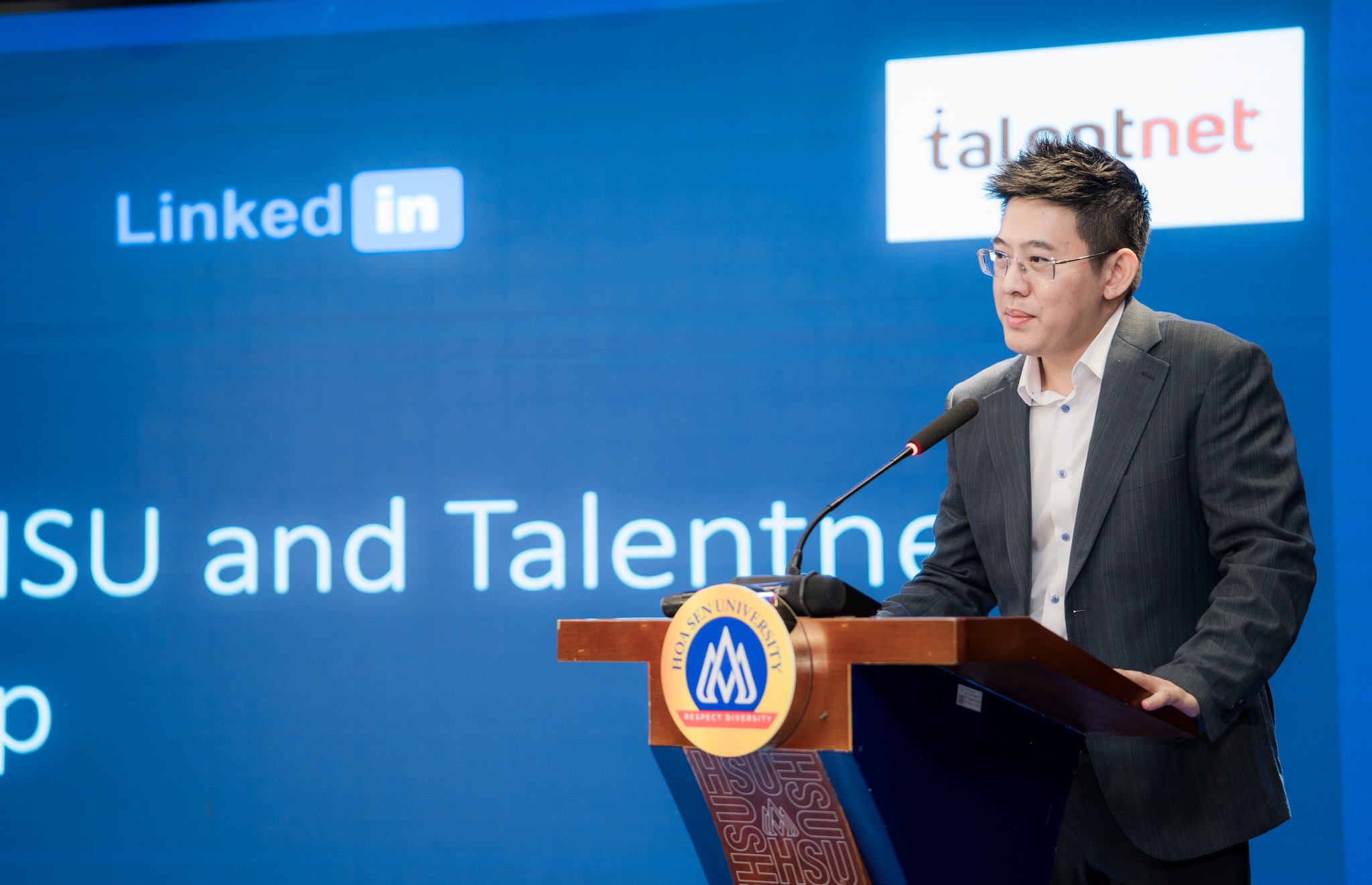 Hoa Sen University Integrates LinkedIn Learning, Empowering Students for the Global Workforce