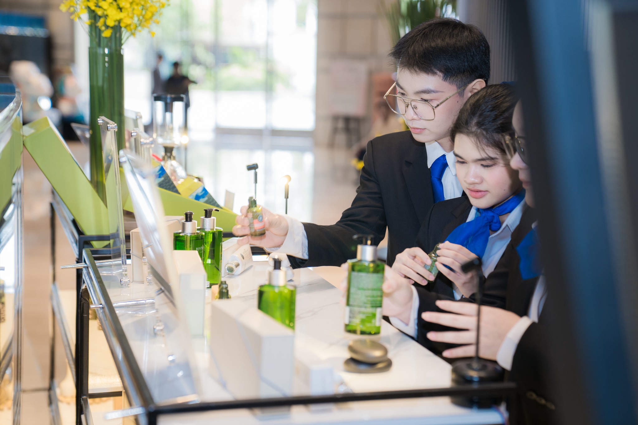 Khách sạn Nikko Saigon trở thành “lớp học thực chiến”, cùng Bwin nhà cái chính thức đào tạo thế hệ nhân sự khách sạn toàn cầu