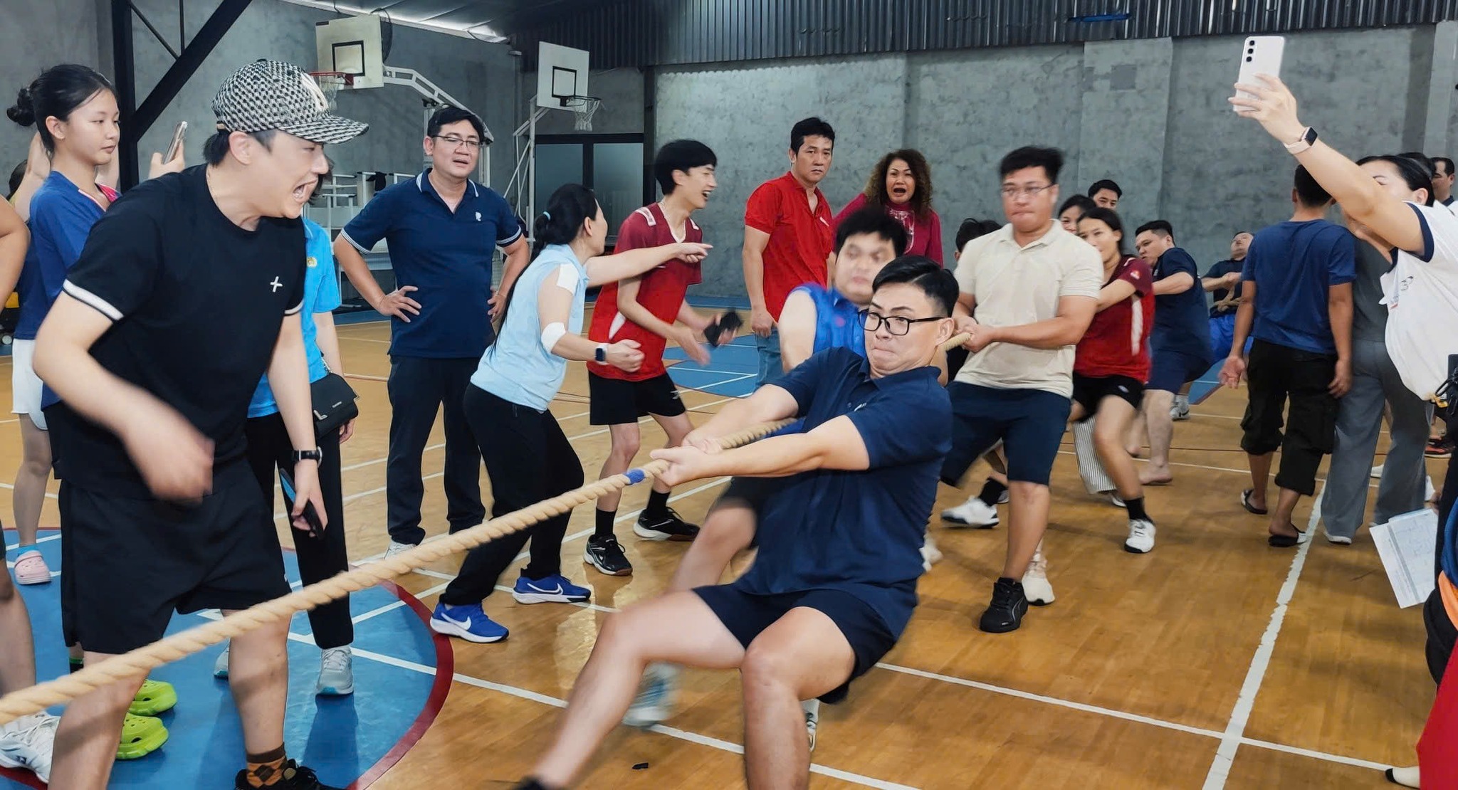 Hội thao Giảng viên - Nhân viên Bwin nhà cái chính thức 2026: Chung nhịp tinh thần Hoa Sen nhân dấu mốc 35 năm