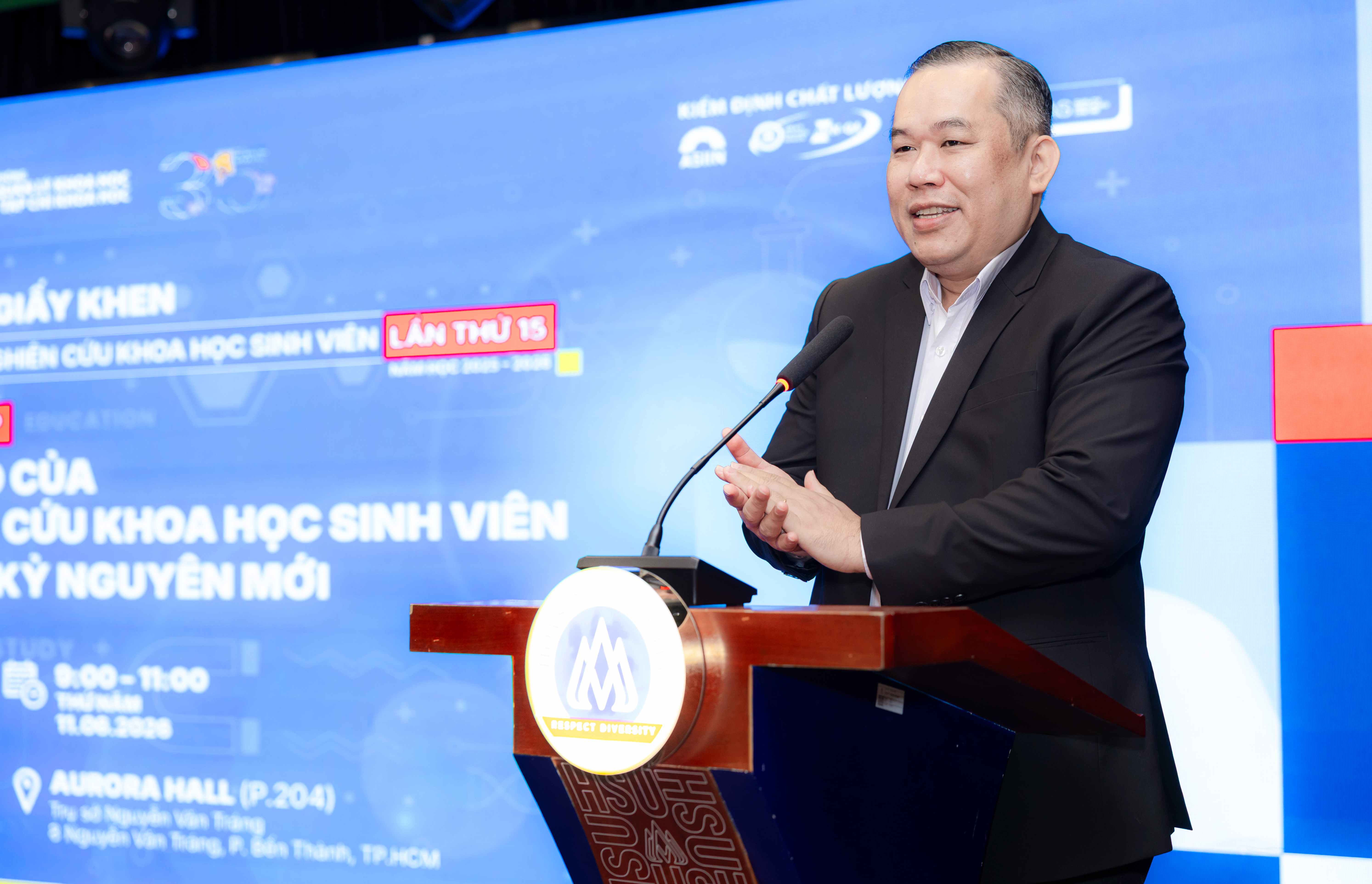 Bwin nhà cái chính thức Celebrates Student Scientific Research Excellence and Discusses the Evolving Role of Student Research in the New Era