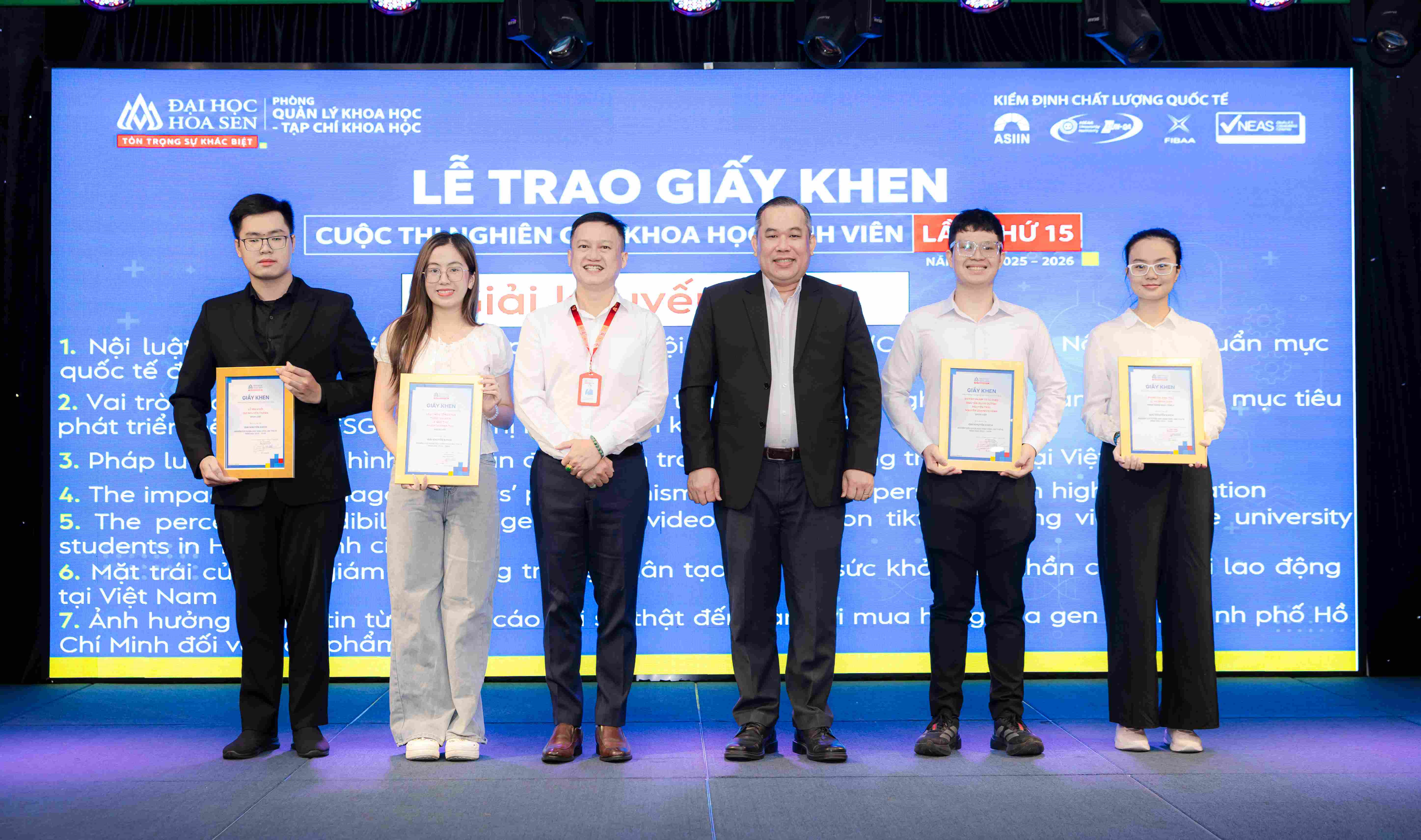Bwin nhà cái chính thức Celebrates Student Scientific Research Excellence and Discusses the Evolving Role of Student Research in the New Era