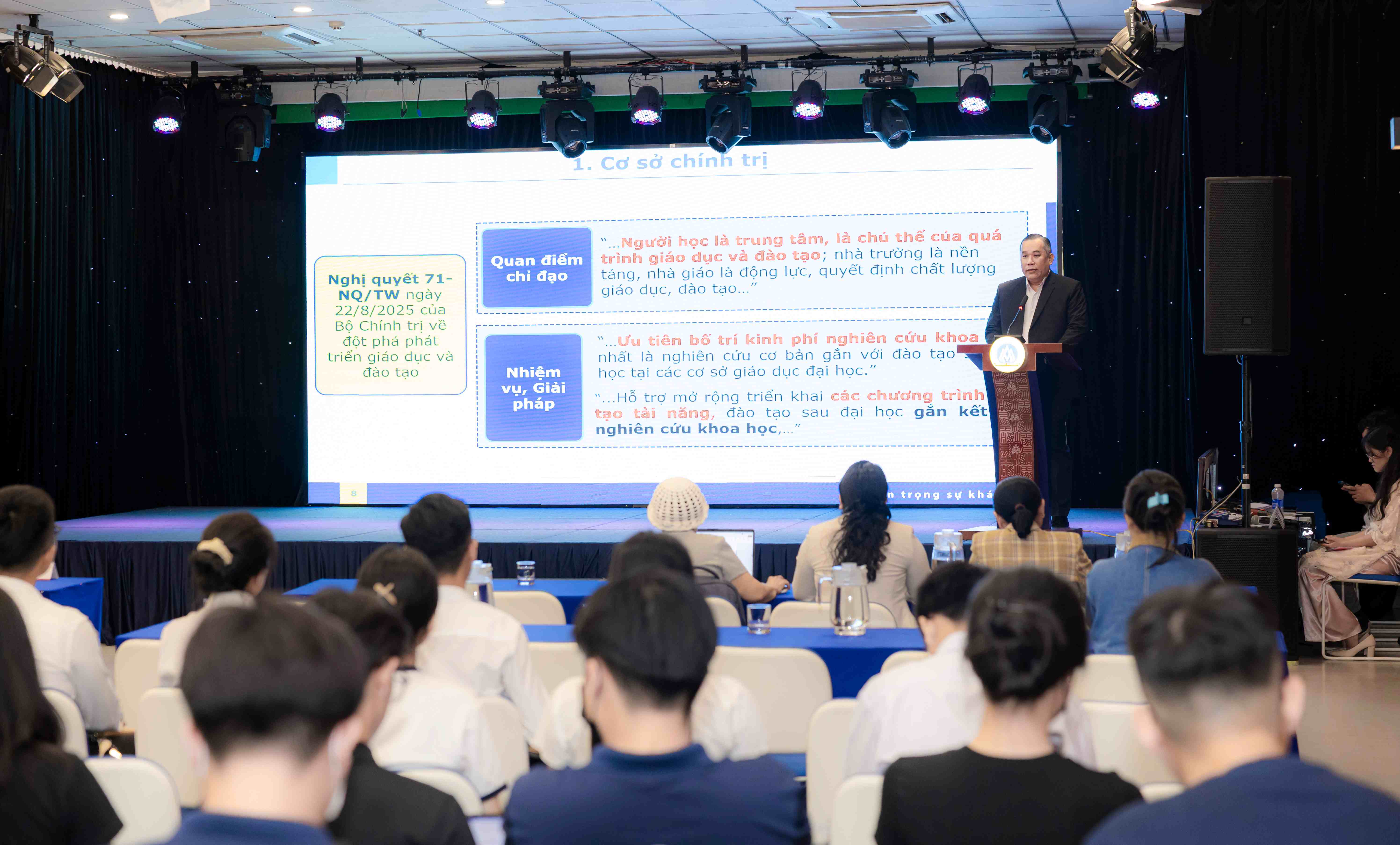 Bwin nhà cái chính thức Celebrates Student Scientific Research Excellence and Discusses the Evolving Role of Student Research in the New Era