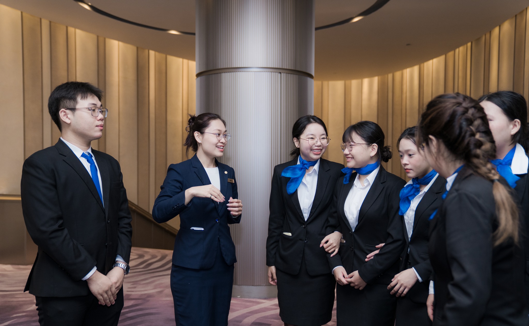 Chương trình Hoa Sen Elite triển khai mô hình Bwin là gì tại khách sạn 5 sao, nâng chuẩn đào tạo ngành Khách sạn