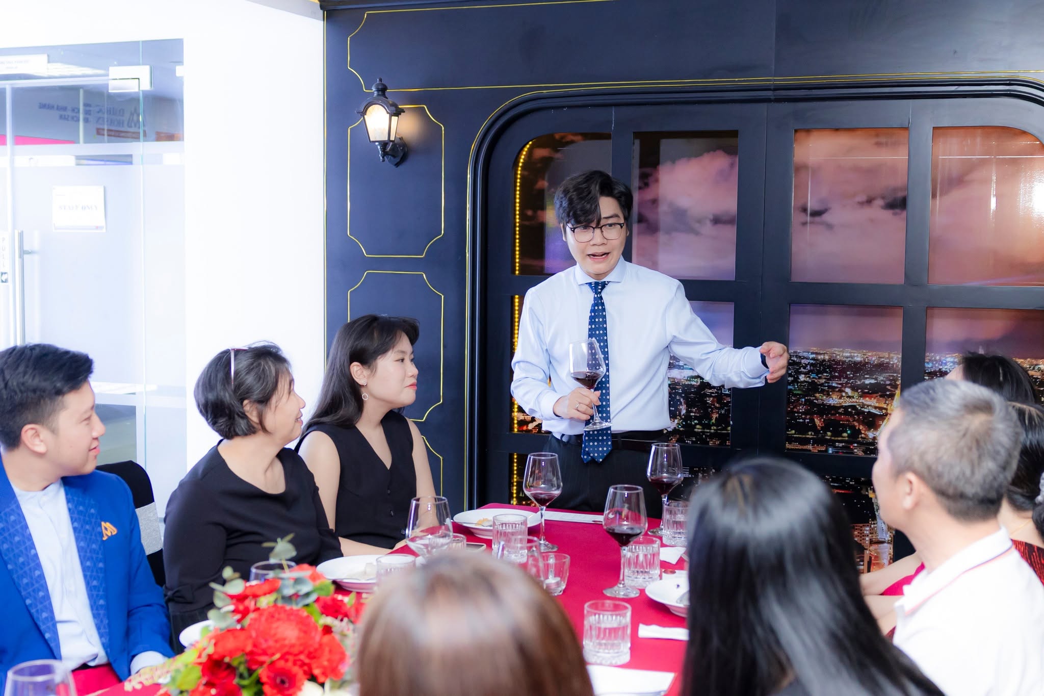 Hoa Sen Elite Students Transform Final Exam into a World-Class Fine Dining Experience