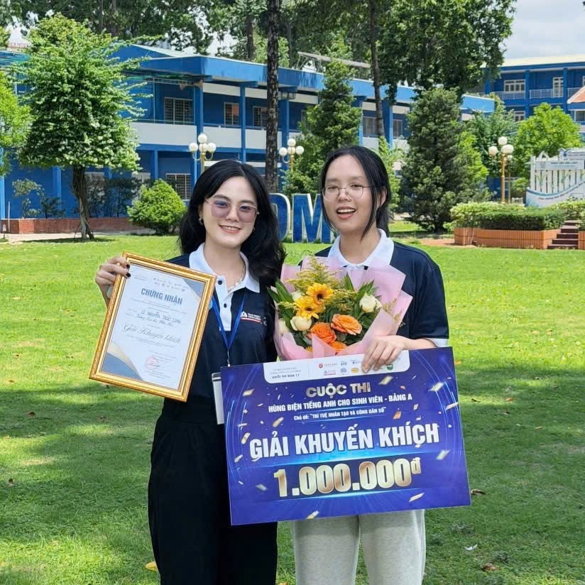 Bwin là hãng gì ngành Ngôn ngữ Anh Bwin nhà cái chính thức khẳng định năng lực hội nhập tại Cuộc thi Hùng biện tiếng Anh Khối Thi đua 17